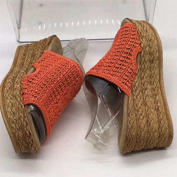 🌼3/$12🌼BUNDLE DEAL! Reba Orange Slide Print Wedge Heel Sandal - Picture 6 of 9